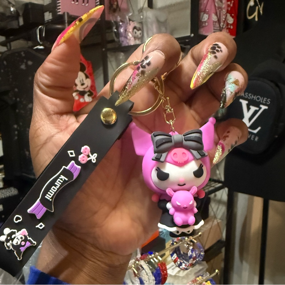 •Dark Vibes• New Kuromi Keychain Bag Charm NWOT - Picture 2 of 2